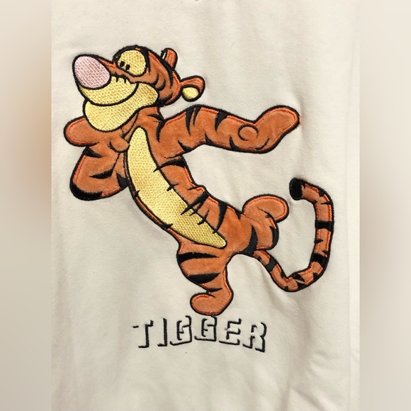 Disney Plus Size Sweatshirt - Picture 4 of 9